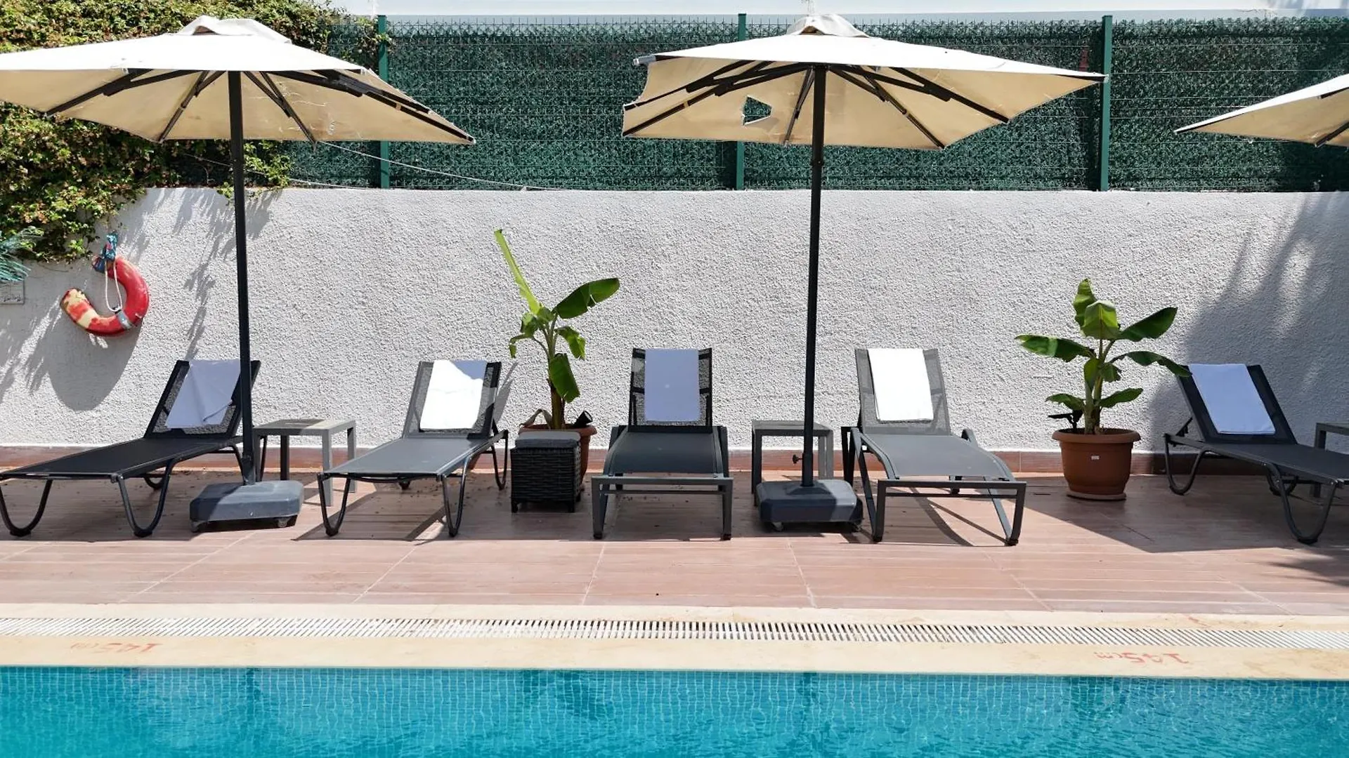 Ruwais Hotel Çeşme