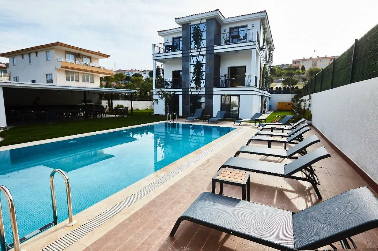 Ruwais Hotel Çeşme